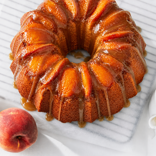 Lil Mama’s Southern Peach Whiskey Cake | Lil Mama's - LEVEL 21