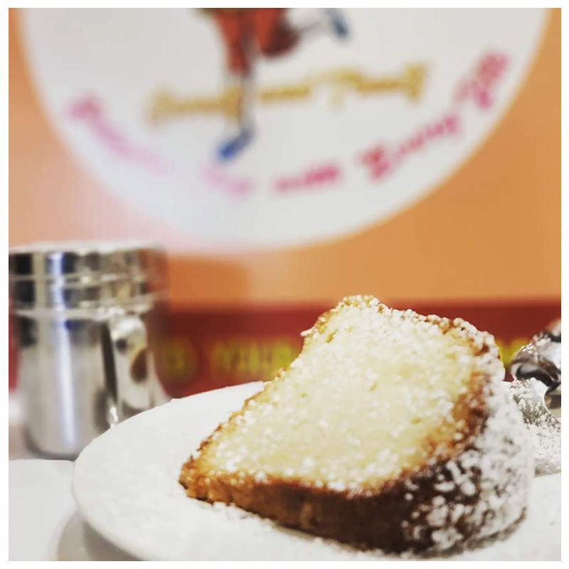 Old Fashioned Pound Cake - Classic Recipe | Lil Mama's Sweets & Treats
